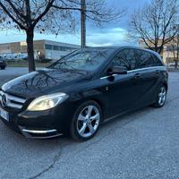 Mercedes benz B180