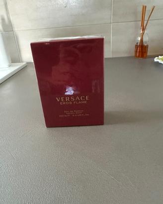 Profumo Versace Eros Flame Eau de Parfum 100ml