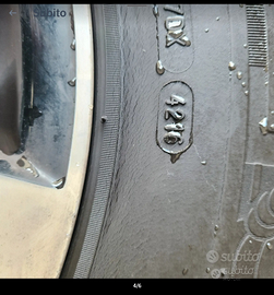 6 Pneumatici per autocarro 225 75 R16CP Michelin