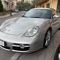 Porsche Cayman 2.7