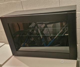 Vetrina IKEA BESTÅ – 60x39x22 cm – Marrone-Nero