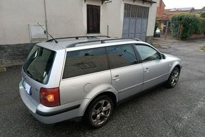 auto Volkswagen Passat 2004