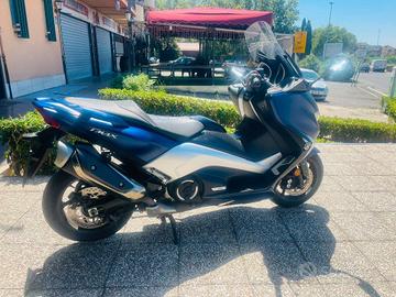 YAMAHA T Max 530 DX TUTTO INCLUSO ANCHE PASSAGGI