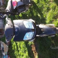 Yamaha XC 300 - 2010 / pezzi di ricambio