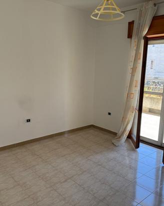Appartamento situato in zona centrale del paese