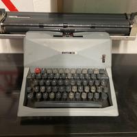 Macchine da scrivere olivetti 82 + everest ‘30