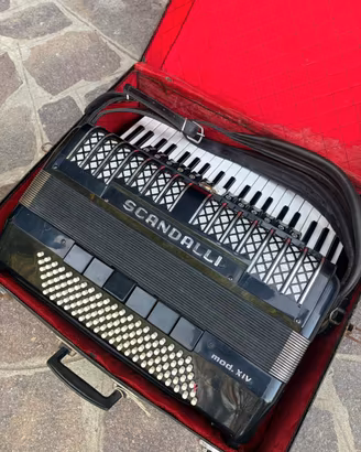 Fisarmonica Scandalli Mod. XIV 120 bassi - ita