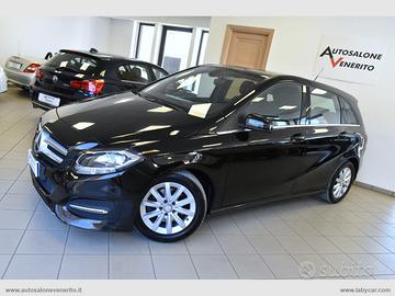 MERCEDES-BENZ B 180 d Automatic Premium