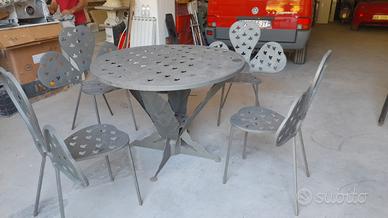 TAVOLO GIARDINO ARTIGIANALE CON 4 SEDIE
