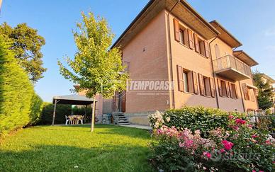 Villa a Schiera a Guiglia Via J. Cantelli 4 locali