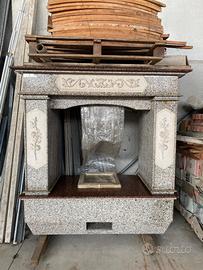 Camino a legna in granito