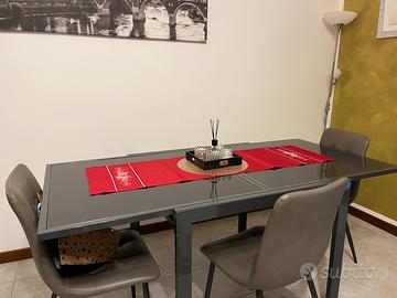 Tavolo da soggiorno