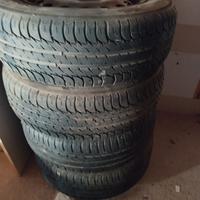 pneumatici Kleber scaduti