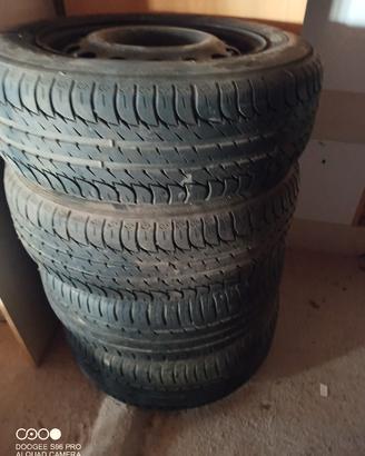 pneumatici Kleber scaduti