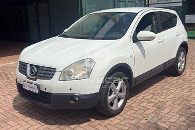 NISSAN Qashqai 2.0 dCi DPF 4WD Acenta