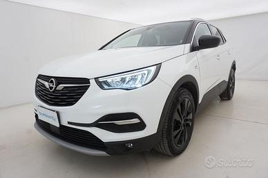 Opel Grandland Design Line BR467177 1.5 Diesel 131