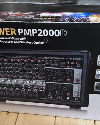 Behringer PMP2000D mixer amplificato