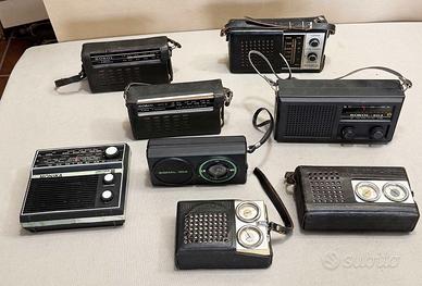 Radio a transistor sovietiche vintage