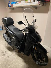 HONDA SH 350 anno 2025