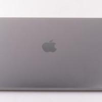MacBook M1 2020