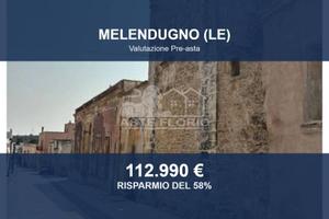 Immobile in asta di 863 m² con più di 5 locali a M