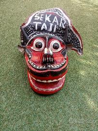 Maschera tradizionale indonesiana