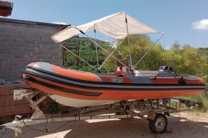 Gommone 430, motore top700,carrello.