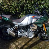 Moto Guzzi V100S