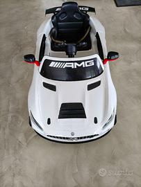 Macchina elettrica da bambino