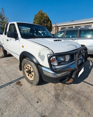 Nissan Navara (D22) 2.5 TD 103CV 4WD Cab. Singola