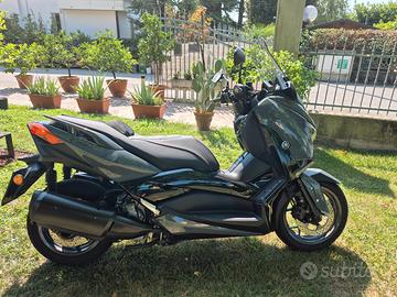 Yamaha X-Max 300 - 2022