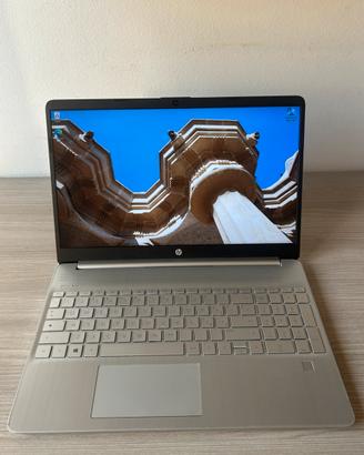 HP LAPTOP 15s