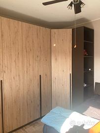 Armadio angolare in legno nuovo - prezzo trattabil