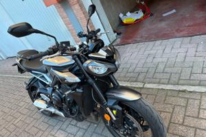 Triumph Street Triple 765R