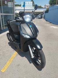 COME NUOVO Liberty S 50 SPORT SATINATO NERO+ANTIF 