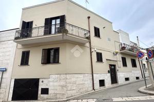 CASA INDIPENDENTE A CANOSA DI PUGLIA