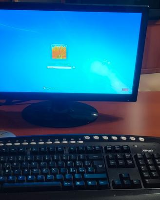PC + monitor Windows 7