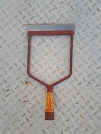 raschiatore per porfido e  pulizia superfici piane