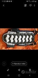 Paraschiena sotto giacca