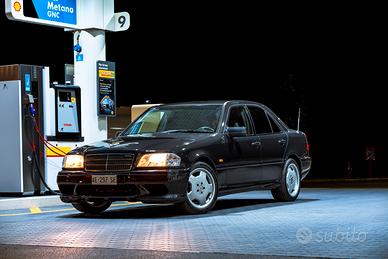 Mercedes W202 C43 AMG
