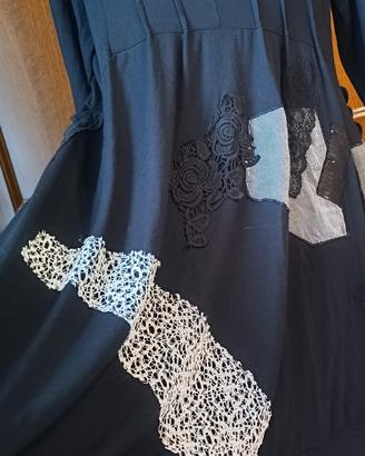 Casacca donna nera con dettagli