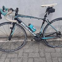 bianchi alluminio carbonio