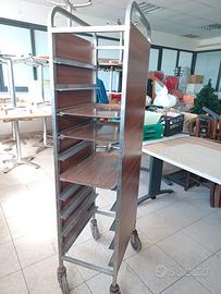 Carrello portavassoi