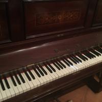 pianoforte IBACH mogano verticale