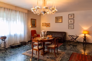 Mestre ampio appartamento ascensorato con garage