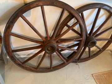 Ruote in legno originali da calesse