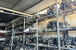 Motori Usati per Auto e Furgoni - Ampia Disponibil