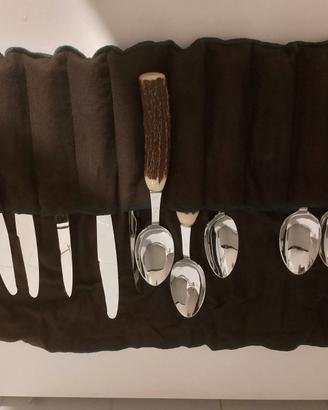 POSATE CON MANICI DI CERVO E BAMBU'