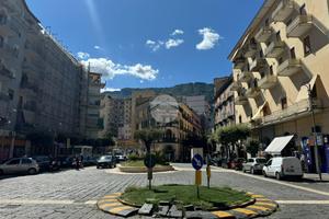 BOX A CASTELLAMMARE DI STABIA