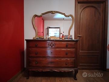 Camera in noce barocco veneziano